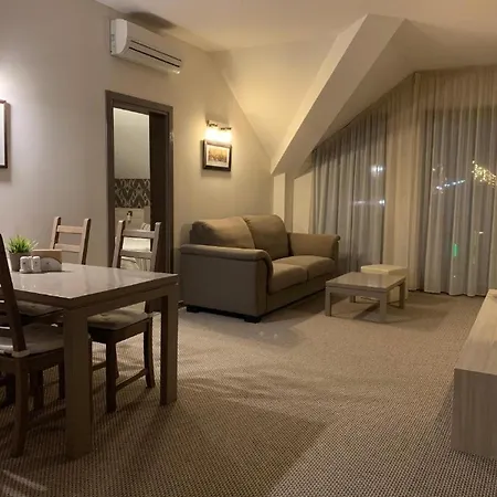 Apartman Stayinn Granat - Next To Gondola Lift, Perfect For 4 Guests